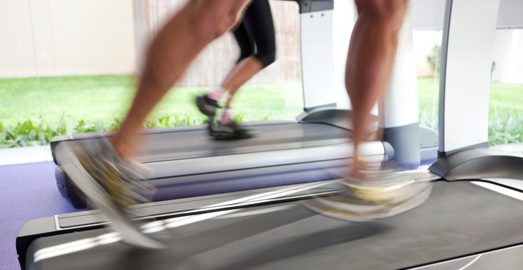 FI-TS_Fitness_Laufband_Versicherungen